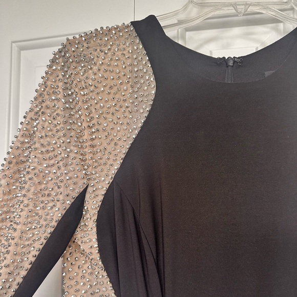 XSCAPE Beaded Colorblock Gown - Picture 6 of 15